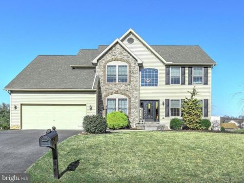 1457 Farm Cross Way, York, PA 17408-8537