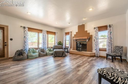 516 Archer Dr, Pueblo CO  81007-3637 exterior