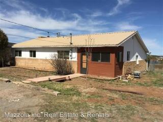 4 Andrew Ln, San Antonito, NM 87047-9321