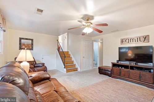 8634 Langport Dr, Springfield VA  exterior