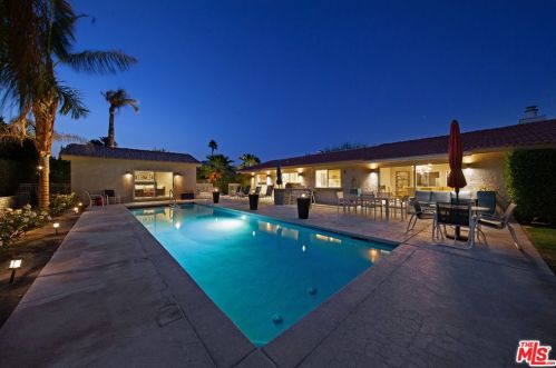 913 Calle Loro, Palm Springs, CA 92262-5921