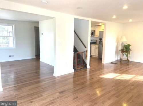 180 Clearview Ave, Trenton NJ  08619-1219 exterior