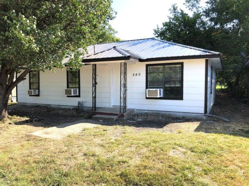 540 3rd St, Cooper, TX 75432-1117