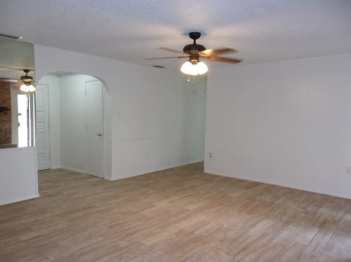 805 Monique, Cedar Hill TX  75104-1715 exterior