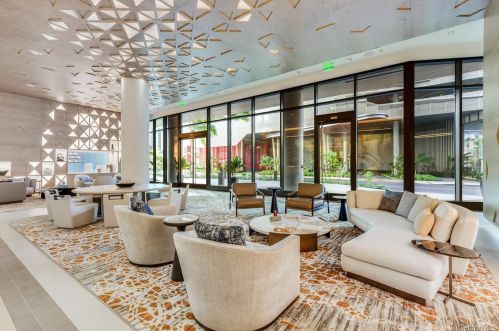 987 Queen St, Honolulu HI  96814-4118 exterior