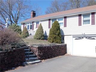303 Mulberry St, Plantsville, CT 06479-1812