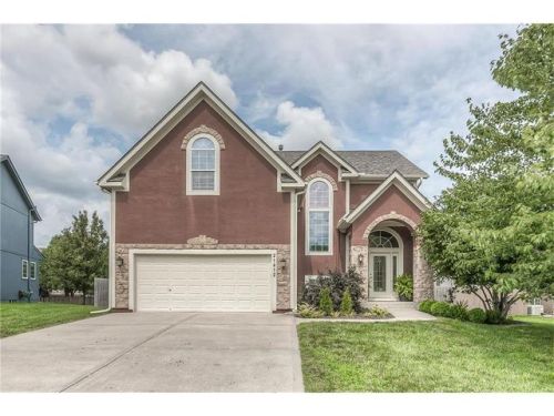 21412 59th St, Shawnee Mission, KS 66218-8412