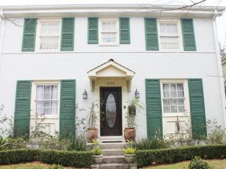 225 Lake Ave, Metairie, LA 70005-4253