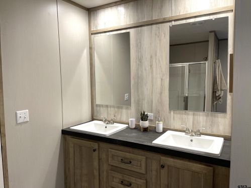 2370 Blocker Rd, Marshall TX 75672-3720 exterior