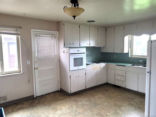 3070 Wadsworth Blvd, Denver CO  80033-8003 exterior