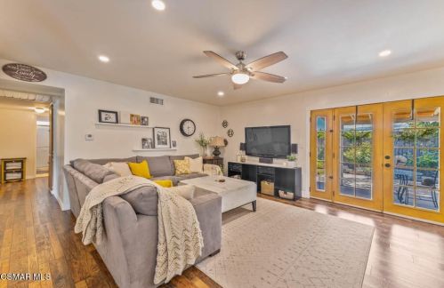 2824 Galena Ave, Simi Valley CA 93065-2712 exterior