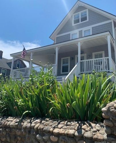 27 Bayview Ave, Niantic CT  06357-3118 exterior