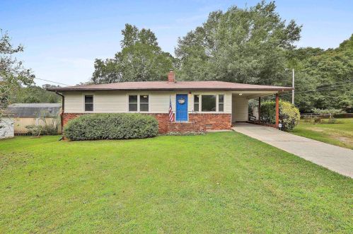 97 Morris Rd, Newnan, GA 30263-5713
