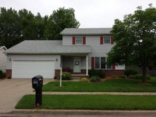 6 Yorktown Ct, Beverly Manor IL  exterior
