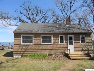 105 Lake Ave, Spicer, MN 56288-9616