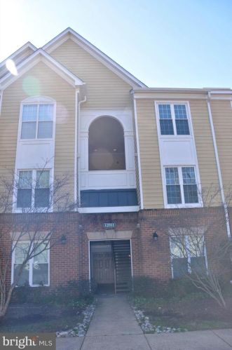 12911 Alton Sq, Herndon, VA 20170-6022