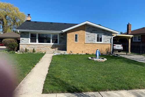 8819 Osceola Ave, Morton Grove IL  60053-1926 exterior