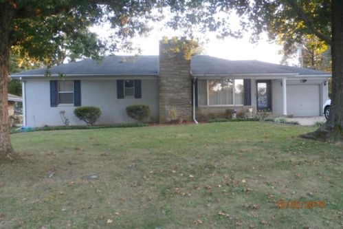 1605 Turnage Ln, Marion, IL 62959-1546