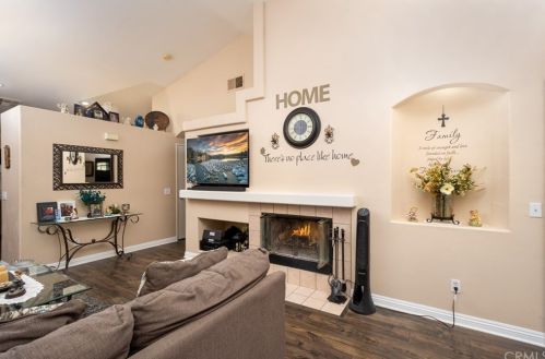 1982 Kensington Dr, San Jacinto, CA 92583-6031