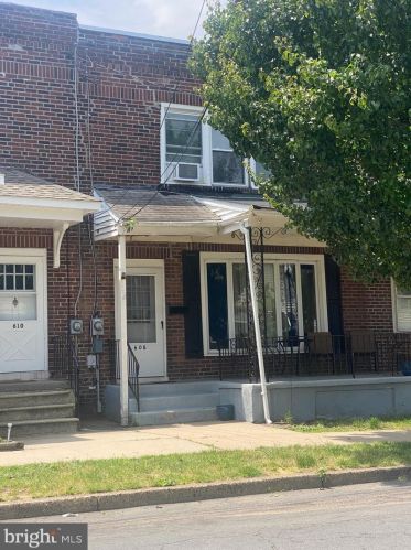 608 Division St, Gloucester, NJ 08030-2334