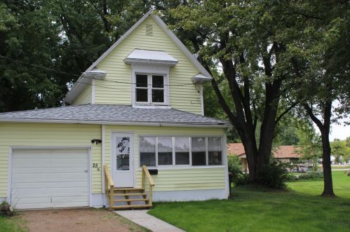 25 4th St, Sedan, MN 56334-1360