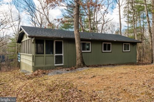 62 Turkey Trl, Gerrardstown WV  25420-3119 exterior