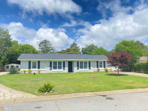 402 Tumbleweed Cir, Lithonia, GA 31028-1310