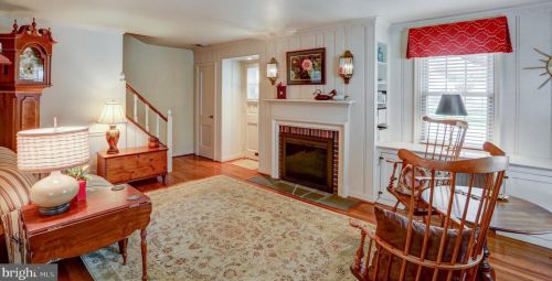 1321 Cheves Pl, Lancaster PA  17603-4943 exterior