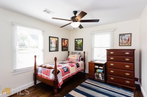 1727 Hardin Ave, Atlanta GA  30337-2059 exterior