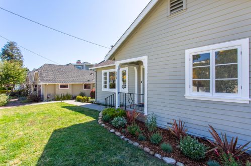 2319 Wellington Ave, Santa Barbara, CA 93105-3939