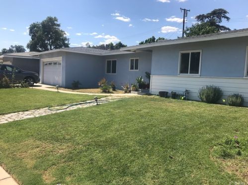 582 Mariposa Dr, Rialto, CA 92376-3641