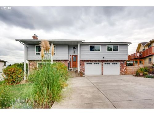 15909 31st Ave, Ridgefield, WA 98642-9563