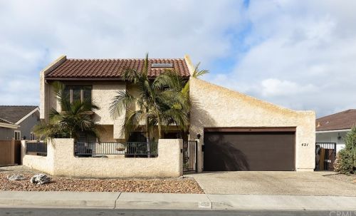 421 Calle Familia, San Clemente, CA 92672-2111