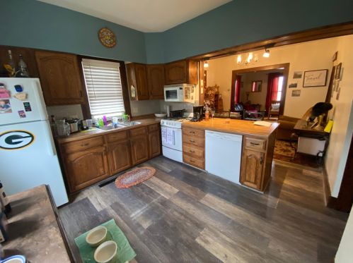 139 2nd Ave, Spring Grove, MN 55974-1403