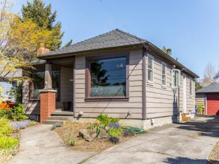6007 Depauw St, Portland OR  97203-4252 exterior