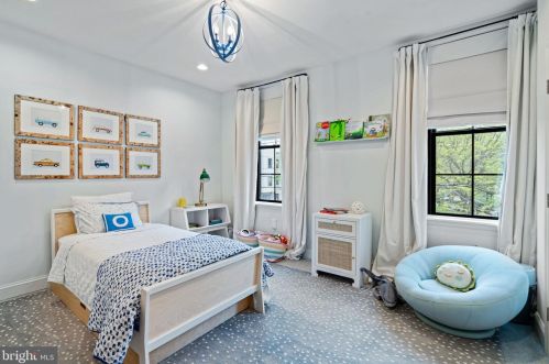 771 12 St, Philadelphia PA 19123-1960 exterior