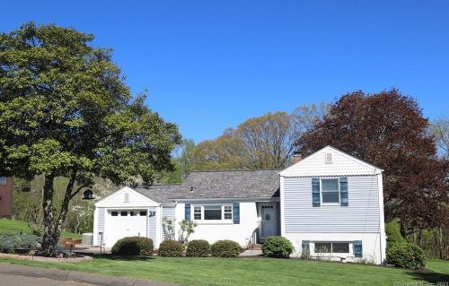 54 Gleeson Rd, Middletown, CT 06457-4032