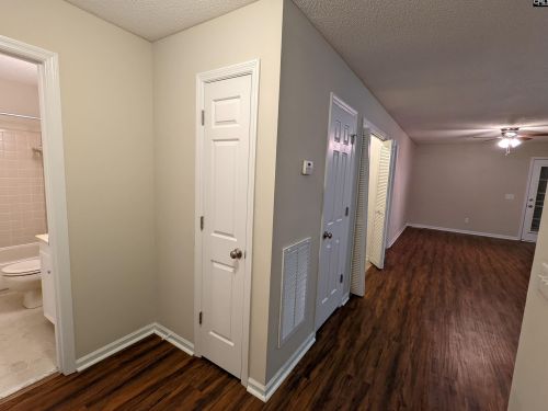 1922 Pine Lake Dr, Cayce-West Columbia SC  29169-3414 exterior