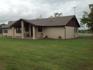 13937 353rd East Ave, Choska, OK 74429-3676