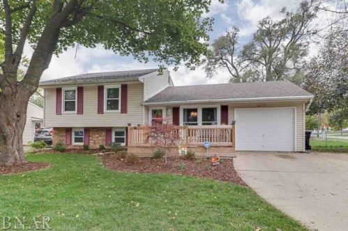 1400 Kingsridge Dr, Normal, IL 61761-2861