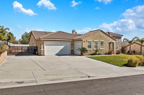 6539 Caleb Ln, San Bernardino, CA 92407-1946