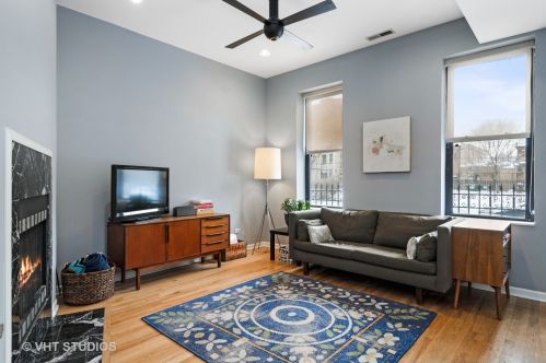 1361 Dean St, Chicago, IL 60622-9102