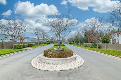 2168 Candy Cane Walk, Manteca, CA 95336-9501