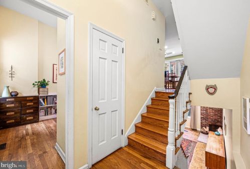 416 11th St, Philadelphia, PA 19147-1244