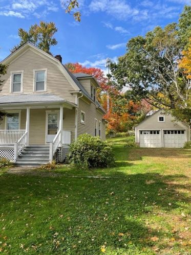 405 Jackson Hill Rd, Middlefield CT  06455-1259 exterior