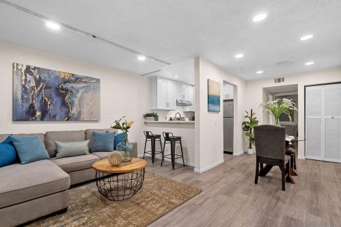 2728 B St, San Diego, CA 92102-1000