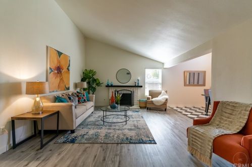 1102 Peregrine Pl, Anaheim, CA 92806-4918