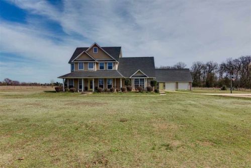 435 County Road 4307, De Kalb, TX 75559-3019