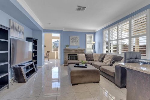 1263 Stanislaus Dr, Chula Vista CA  91913-1401 exterior