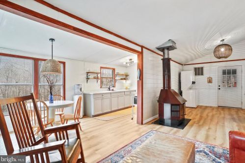 1195 Warden Lake A B Dr, Wardensville WV  26851-8192 exterior